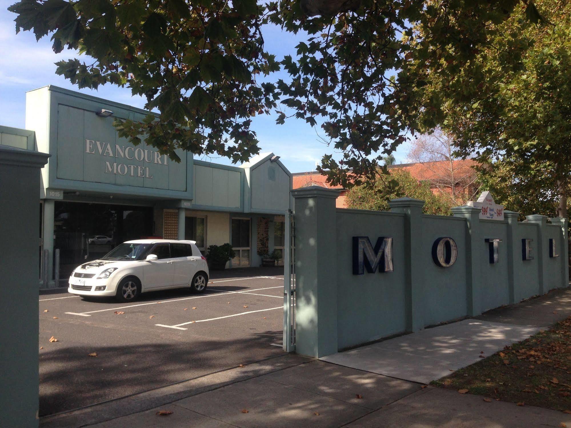 Evancourt Motel Malvern East Екстериор снимка